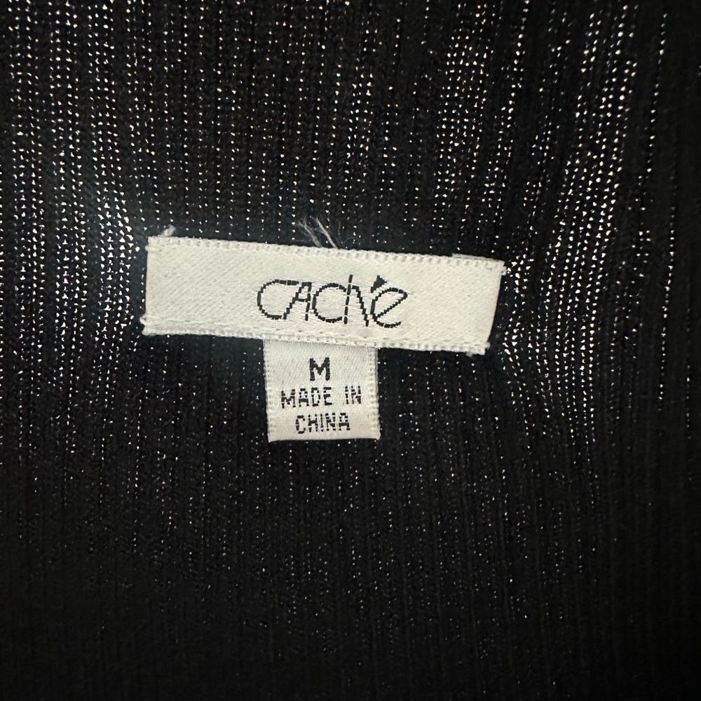 Cache Sweater - Picture 3 of 4